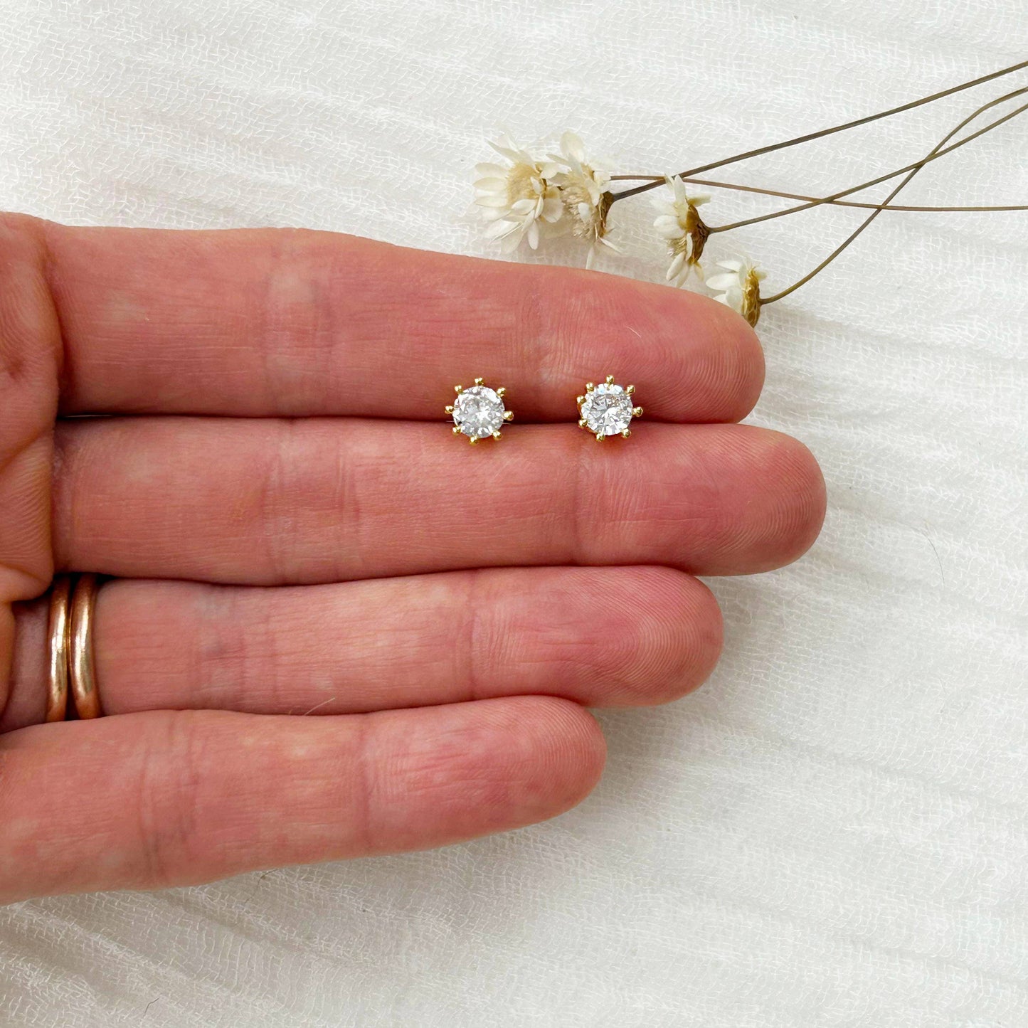 Gold Solitaire Studs