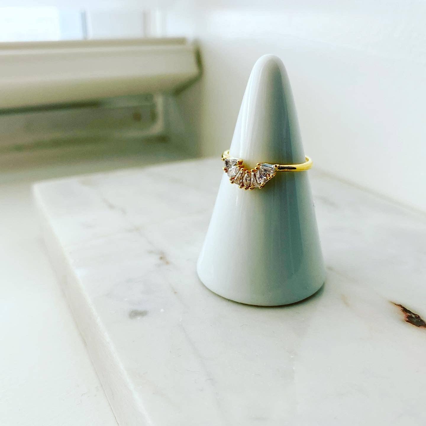 Halo Ring: Gold