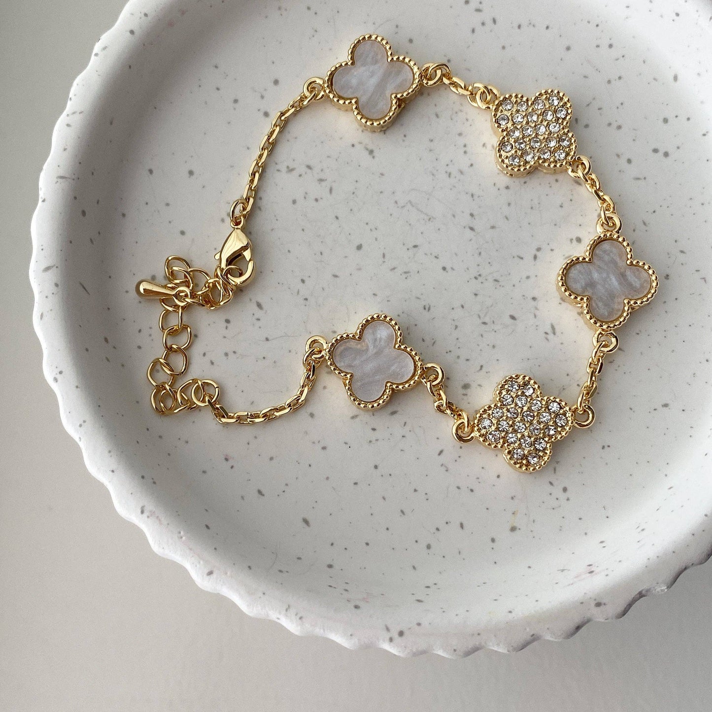 Clover Leaf Pavé Mix Bracelet: Gold / White